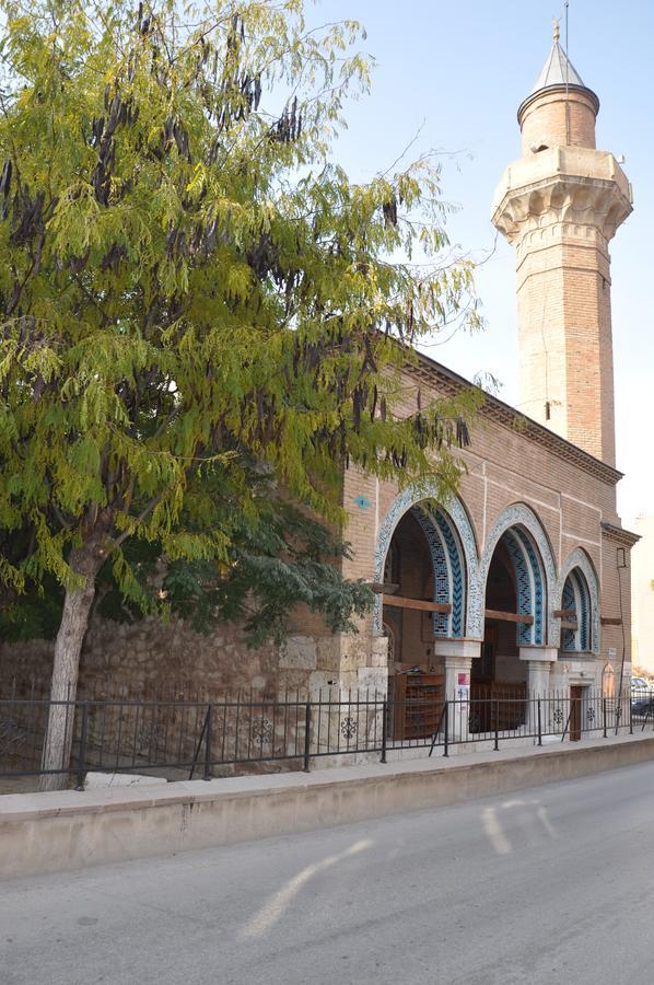 Mevlana Palace Коня Екстериор снимка